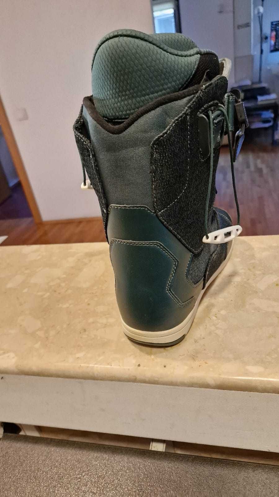 Boots snowboard Deeluxe 7.1 Lara (Femei) marimea 38.5EU