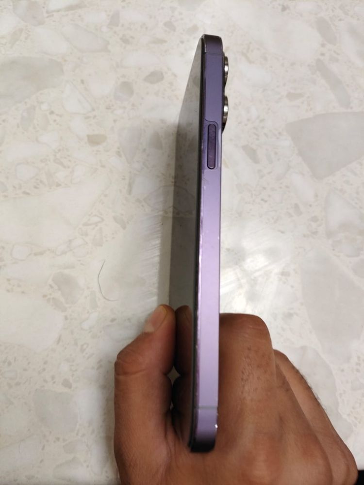 Iphone 14 pro max 256 GB binafsha rang orqa paneldagi yorilish