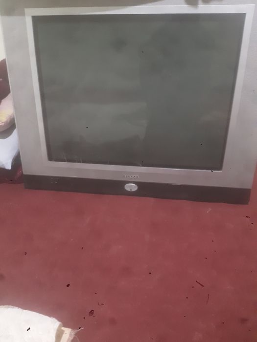 Roison televizor sotiladi