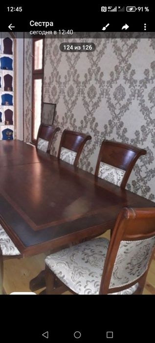 Стол стульями. В идиальном состояние.