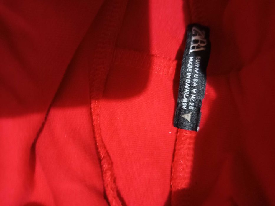 Рокля с дълъг ръкав Zara