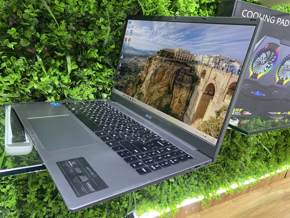 Acer 8/256gb ssd oʻqtuvchi va talabalar uchun