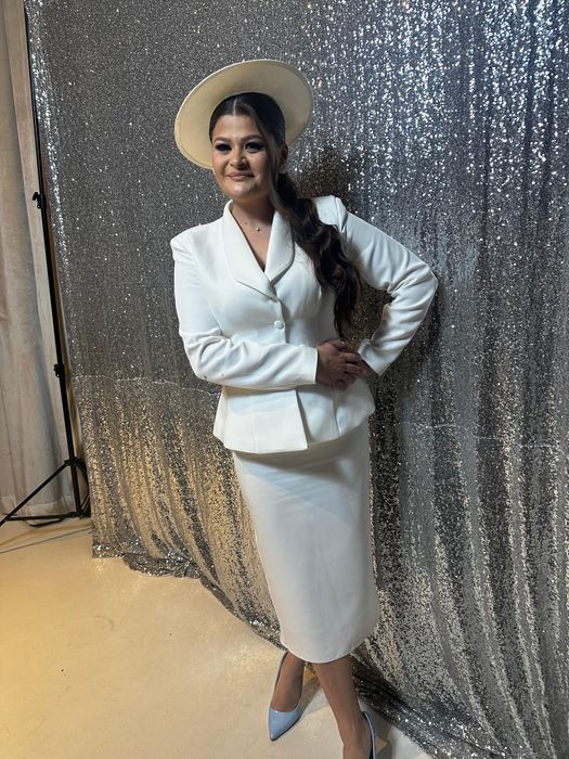 Vand costum alb marimea M-L