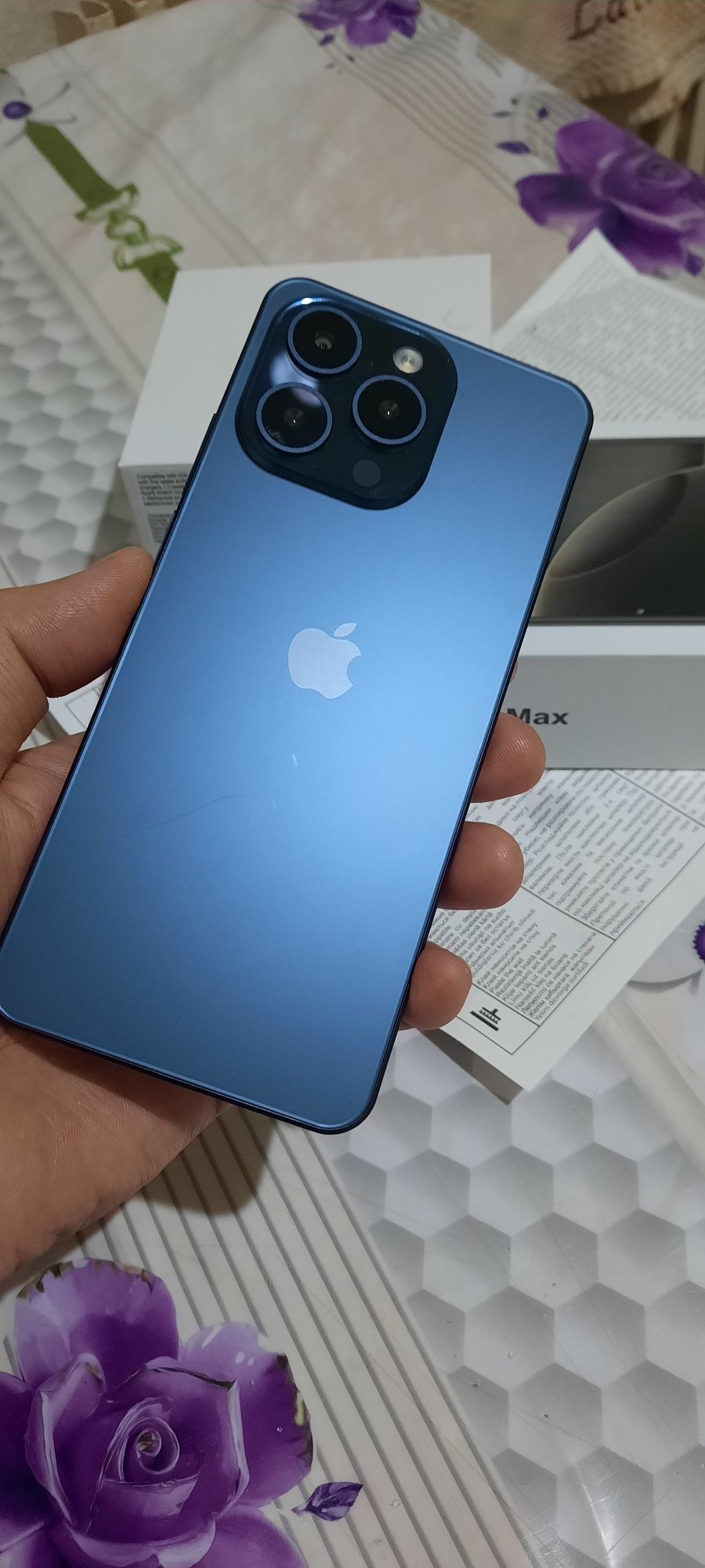 IPHONE 16 PRO новая