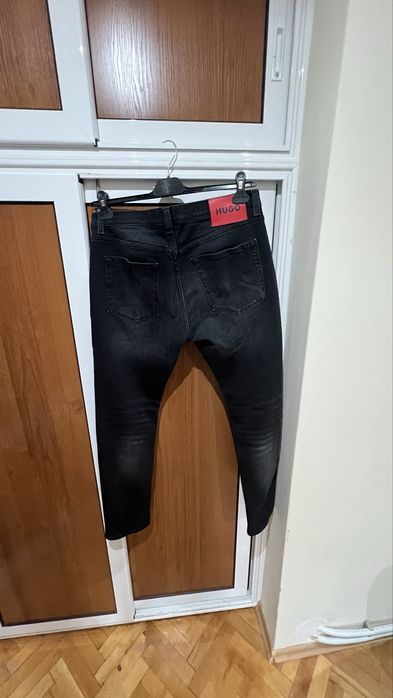 HUGO нови мъжки дънки