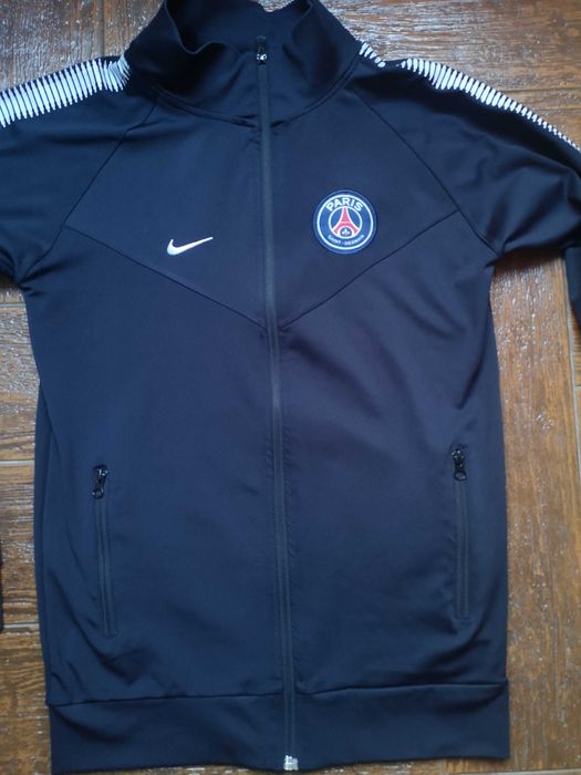 Trening Nike Paris