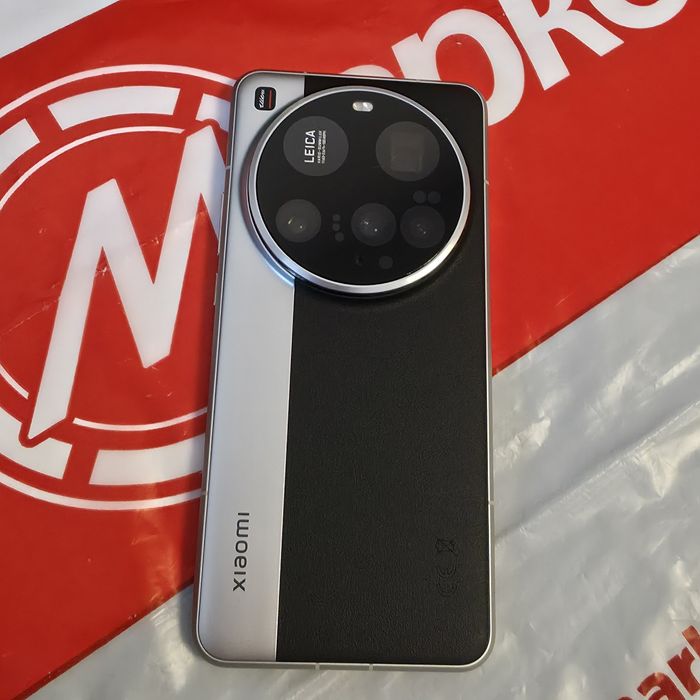 КАТО НОВ 512GB Xiaomi 15 Ultra 5G Техномаркет Гаранция 2027 Silver