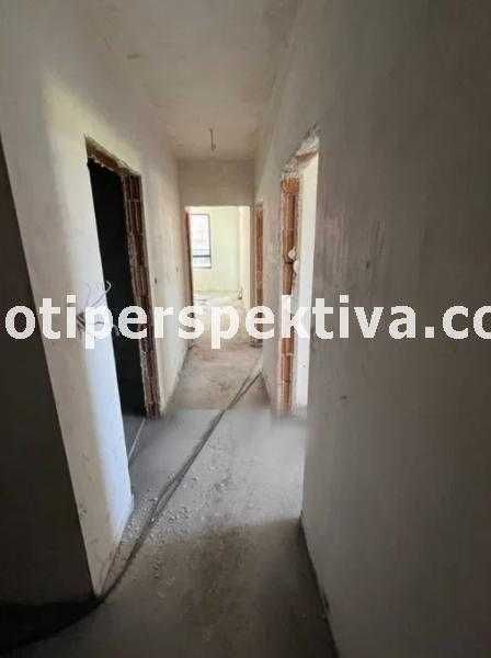 Продава се Тристаен апартамент в Пловдив, Христо Смирненски - 111 кв.м за 1271 €/кв.м - Снимка #1
