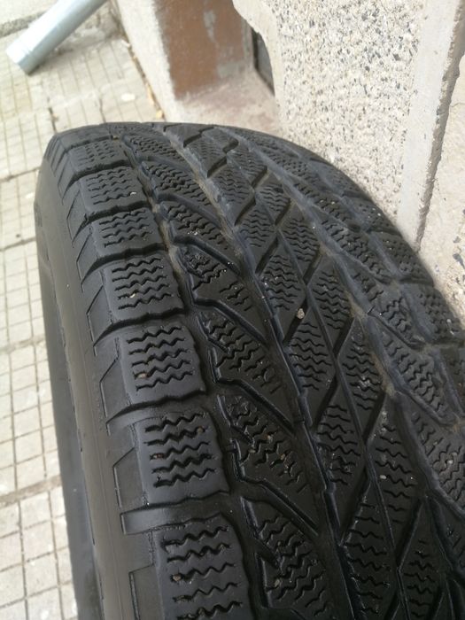 Гуми 205/70/15  BFGoodrich  winter snow