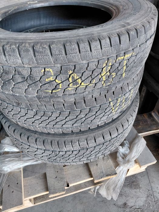 Продавам гуми за бус 195/75/16