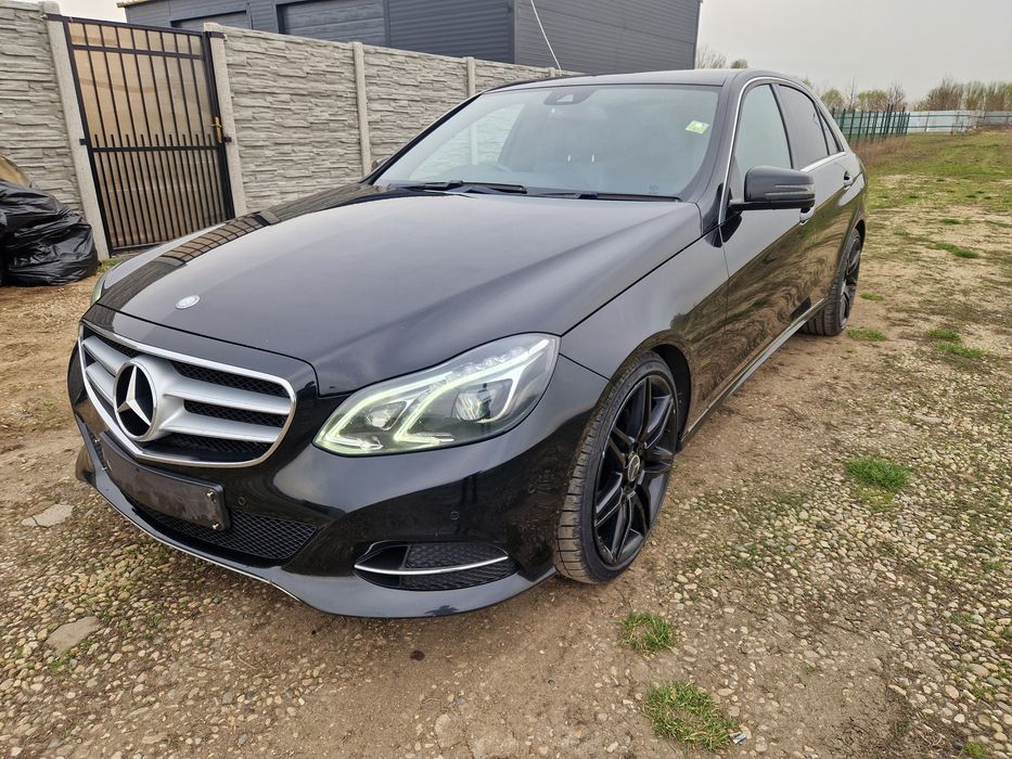 Dezmembrez Mercedes E-Class 2.2 170 cp Om651 cu Adblue 2015