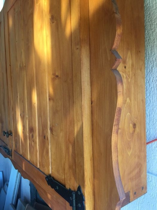 Masca televizor lemn