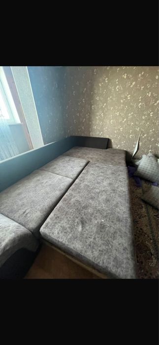 продам б/у угловой диван