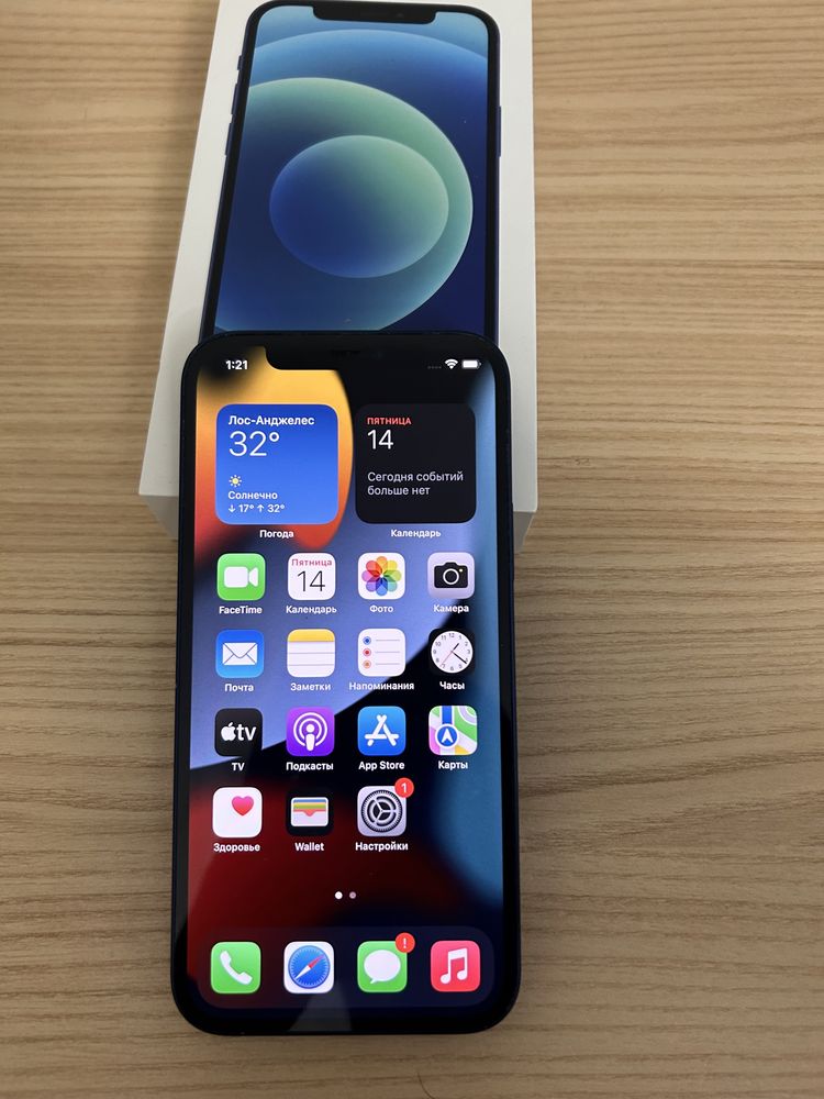 Продам iPhone 12 64GB