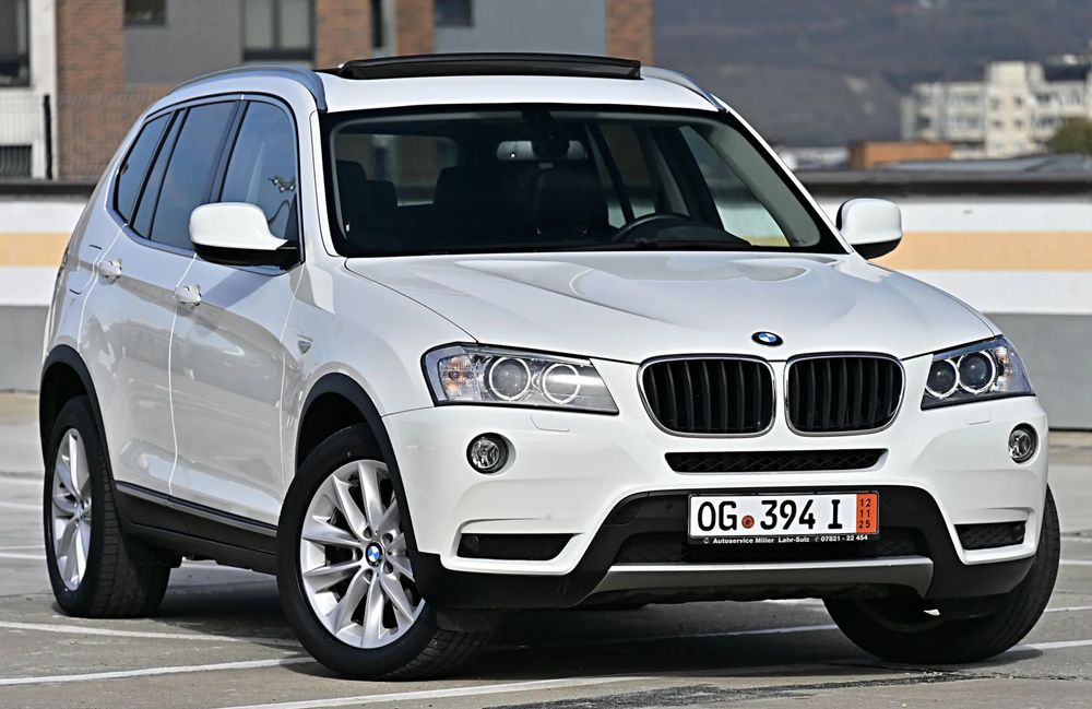 BMW X3 X - Drive  , Automat  , Bi-xenon  , Sport - Line