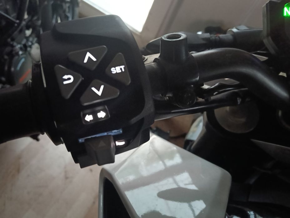 ktm Duke 390 2022 ,20002 km categoria A2