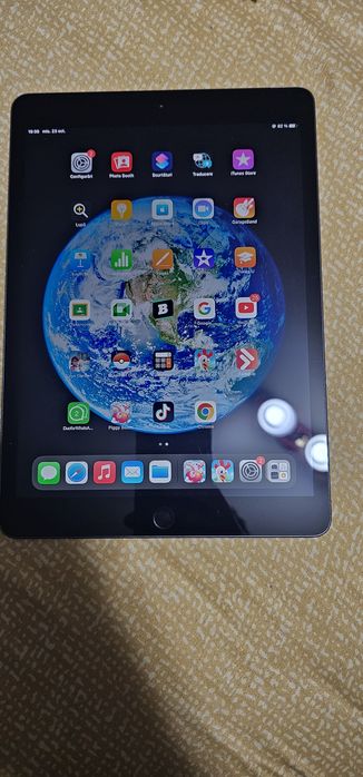 Vând sau schimb cu alceva