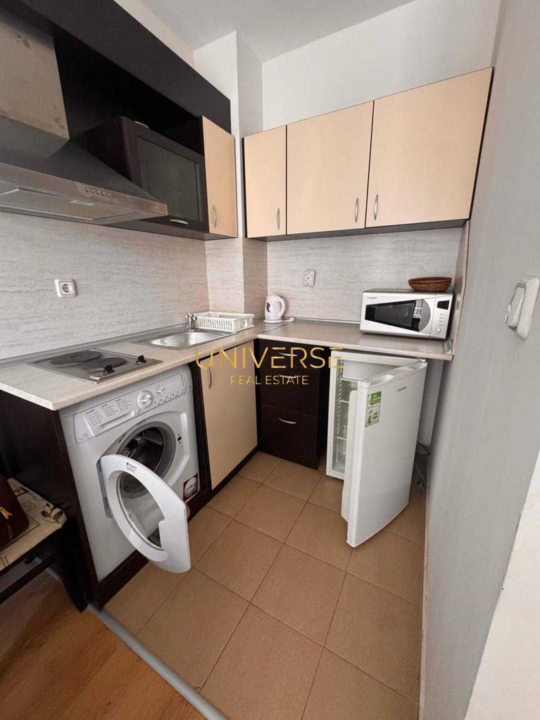 Продава се Двустаен апартамент в к.к. Слънчев бряг - 61 кв.м за 1066 €/кв.м - Снимка #5