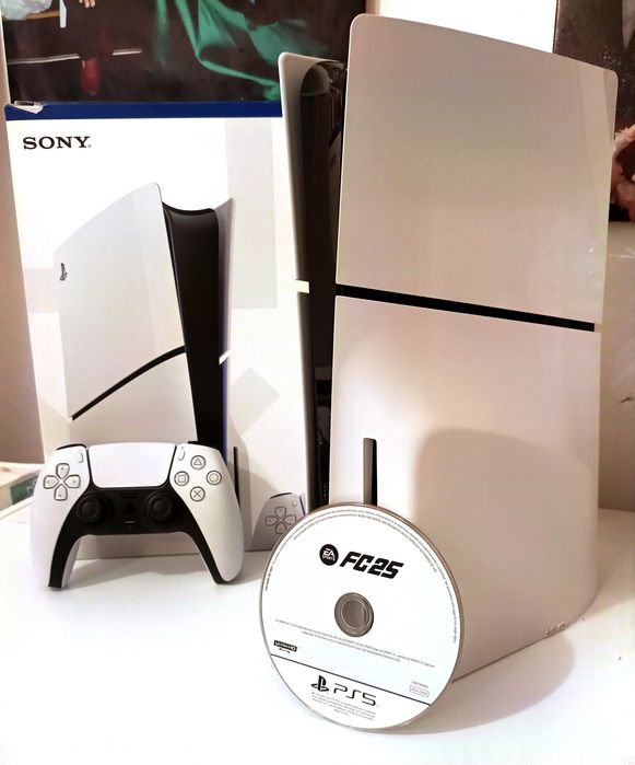 Ps5/PlayStation 5 Slim Disc Edition 1TB SSD cu peste 10 jocuri + FC 25