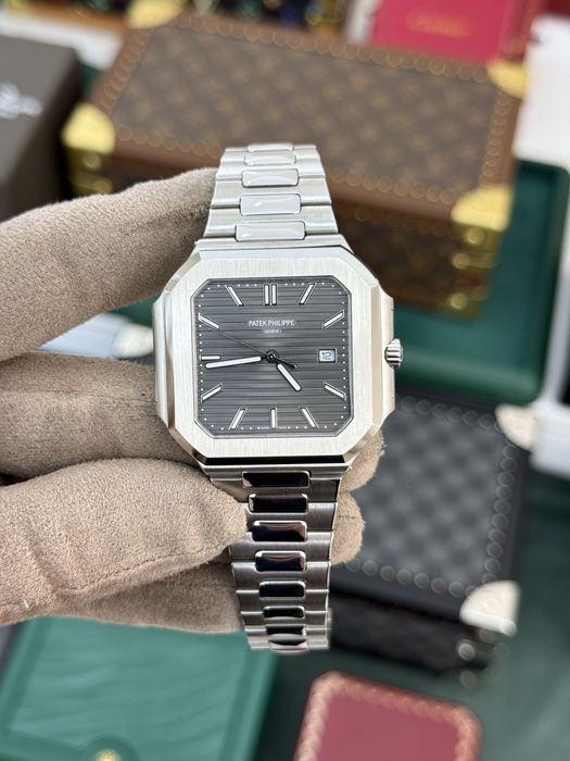 Patek Philippe Cubitus
