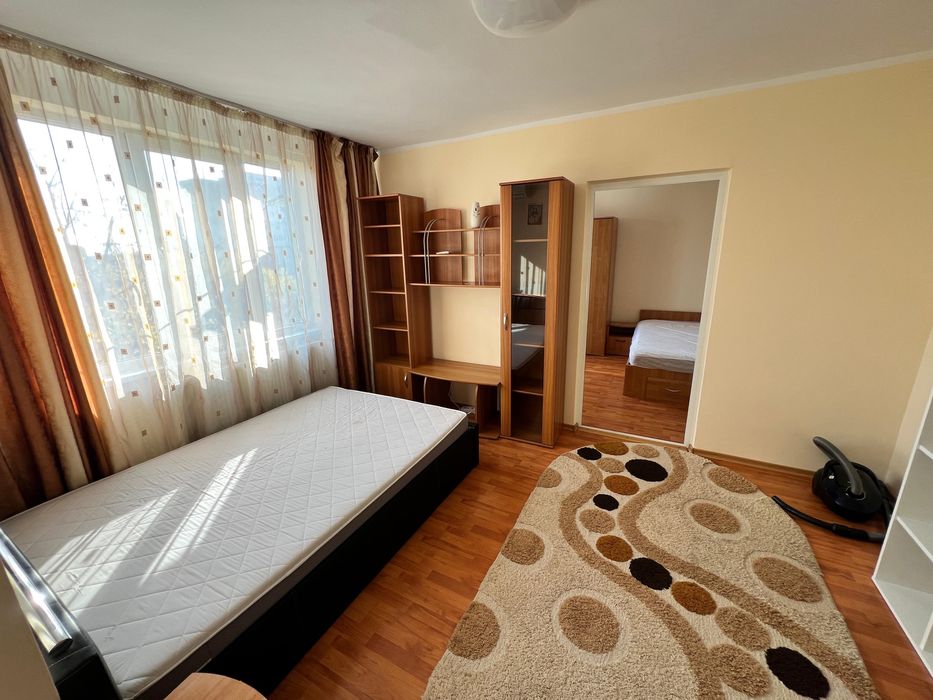 Inchiriez apartament Micro 19