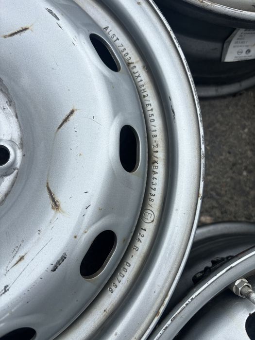 Jante set tabla R16 Opel vivaro Trafic 5x114,3