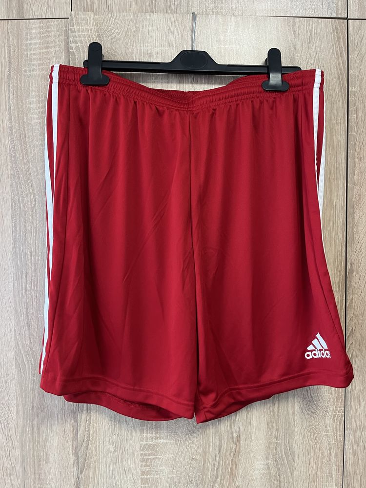 Adidas футболни гащи