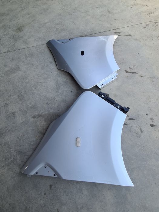 Aripa dreapta renault trafic 3 an 2018 aripa stanga opel vivaro 2017