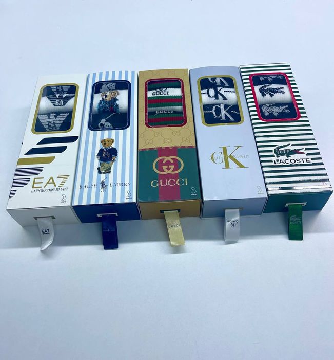 На едро и дребно.Луксозни безшевни ароматизирани чорапи в кутия по 6бр