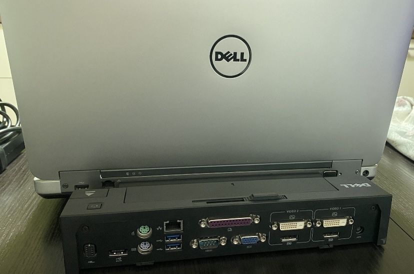 Vand laptop DELL Latitude E6540 si E5550
