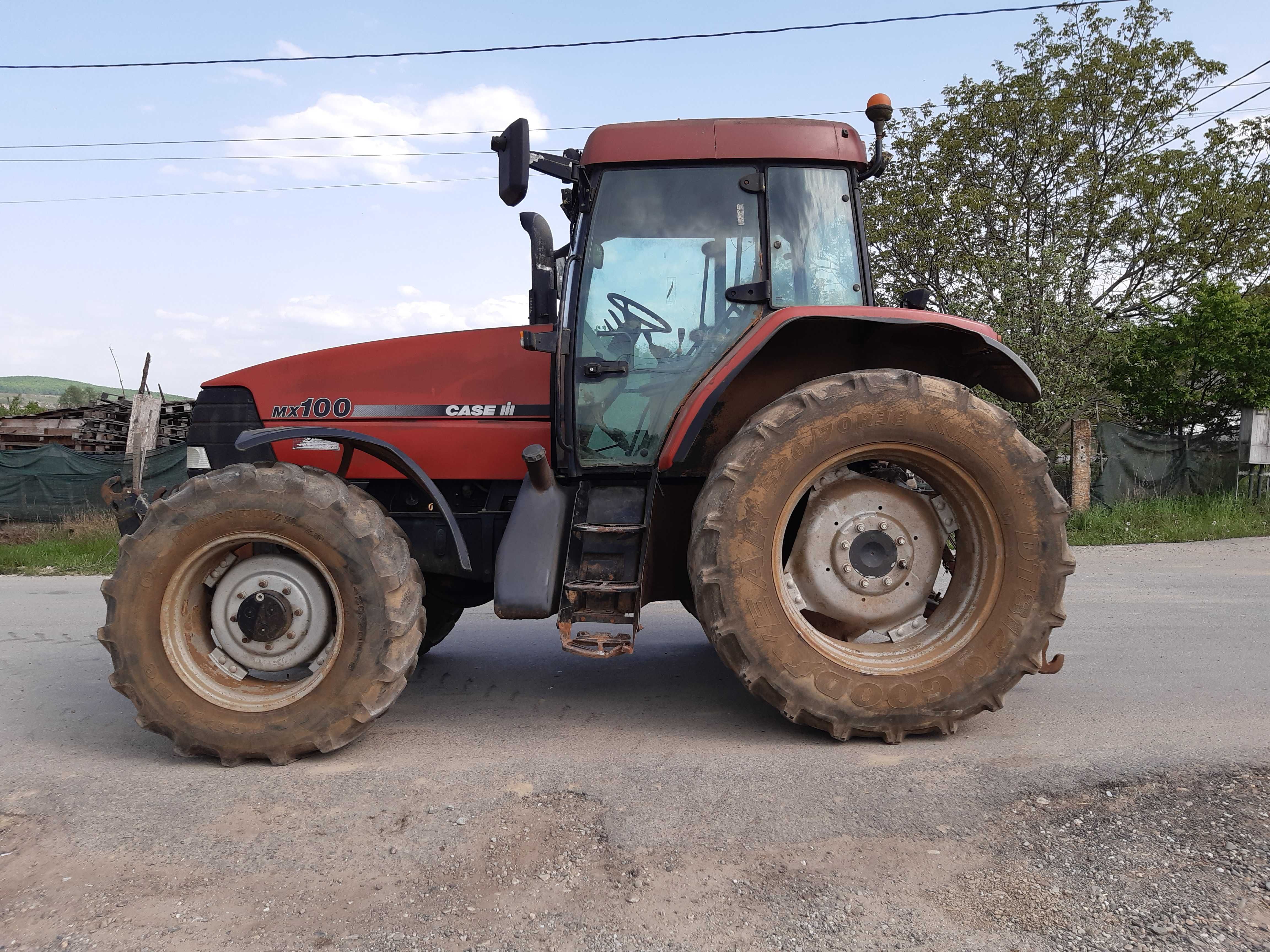 Tractor CASE iH MX 100