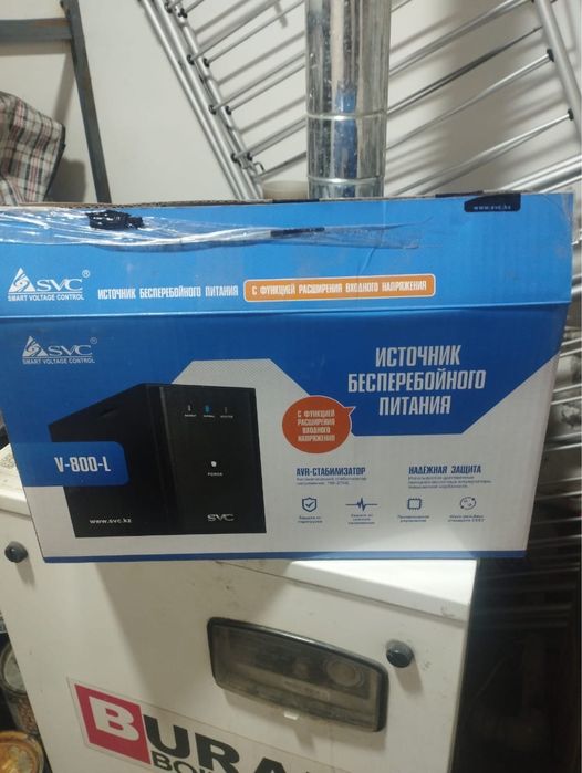 Стабилизатор напряжения SVC -800 L