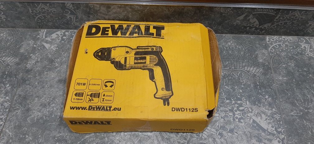DeWALT yangi  DWD 112S.