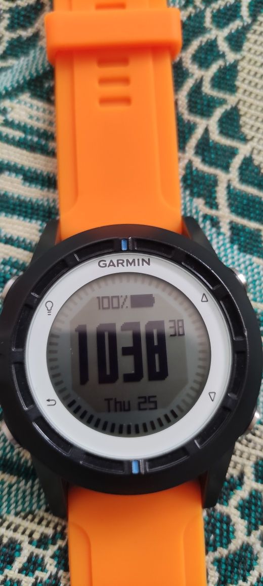 Garmin quatix GPS Marine watch спешно.