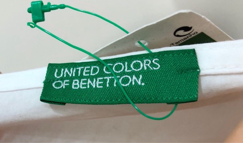 Срочно кофта от бренда Benetton новая