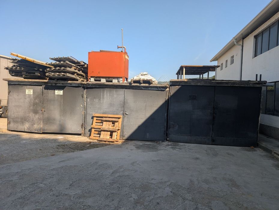 Продава се Гараж / Паркомясто в с. Ломец, Област Ловеч - 16 кв.м за 160 €/кв.м - Снимка #2