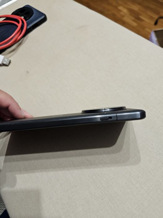 OnePlus 13 256gb/12 ram