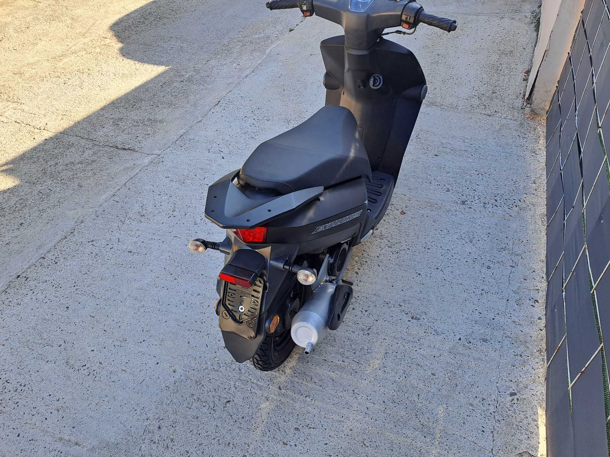 Скутер ATU Explorer Kallio 50сс. 2010г.