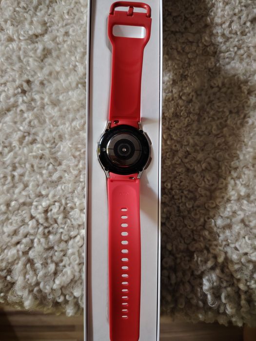 Vând smartwatch Samsung Galaxy Watch6