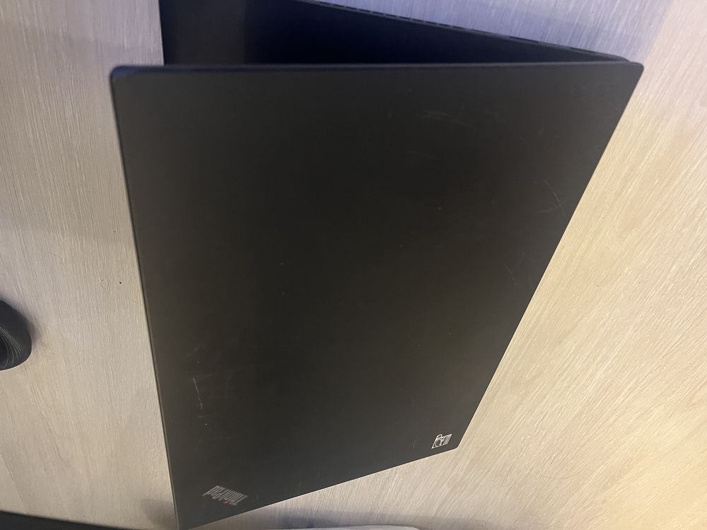 Lenovo Thinkpad T470 i5 6300 ssd 500GB m2 Ram 8GB