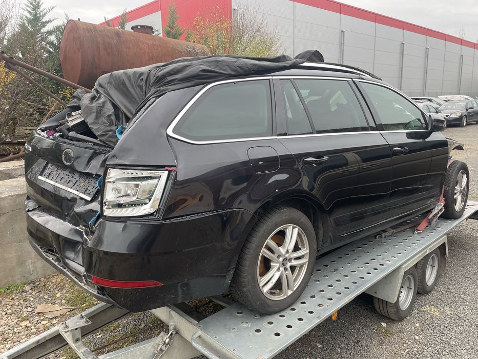 Skoda octavia 2019 4x4 DSG 2.0 TDI Avariat- pentru piese