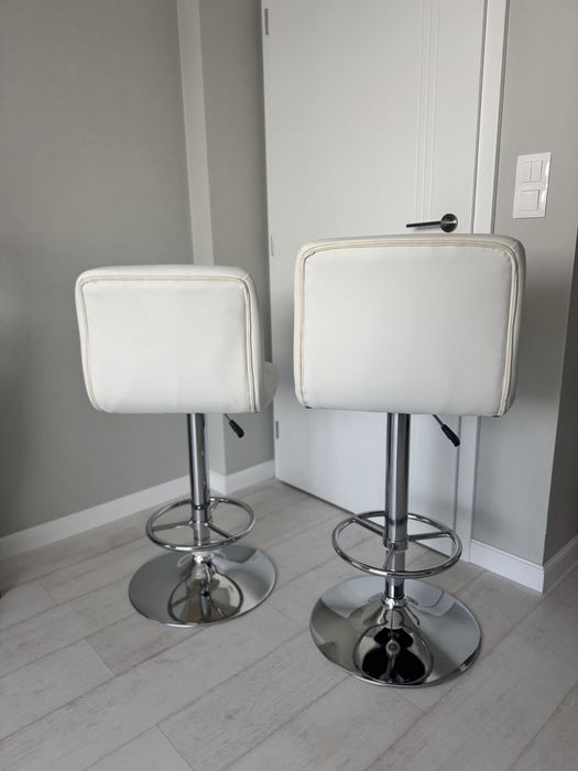 Бар стол тип щъркел