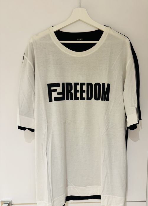 Дамски и мъжки тениски