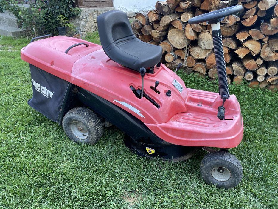 Tractoras de gazon Hecht 5161