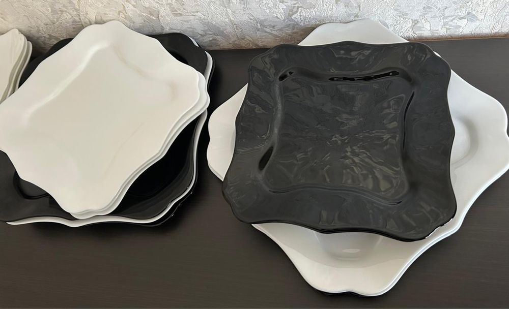 Сервис столовый, на 6 персон, б/у, сосряние отличное