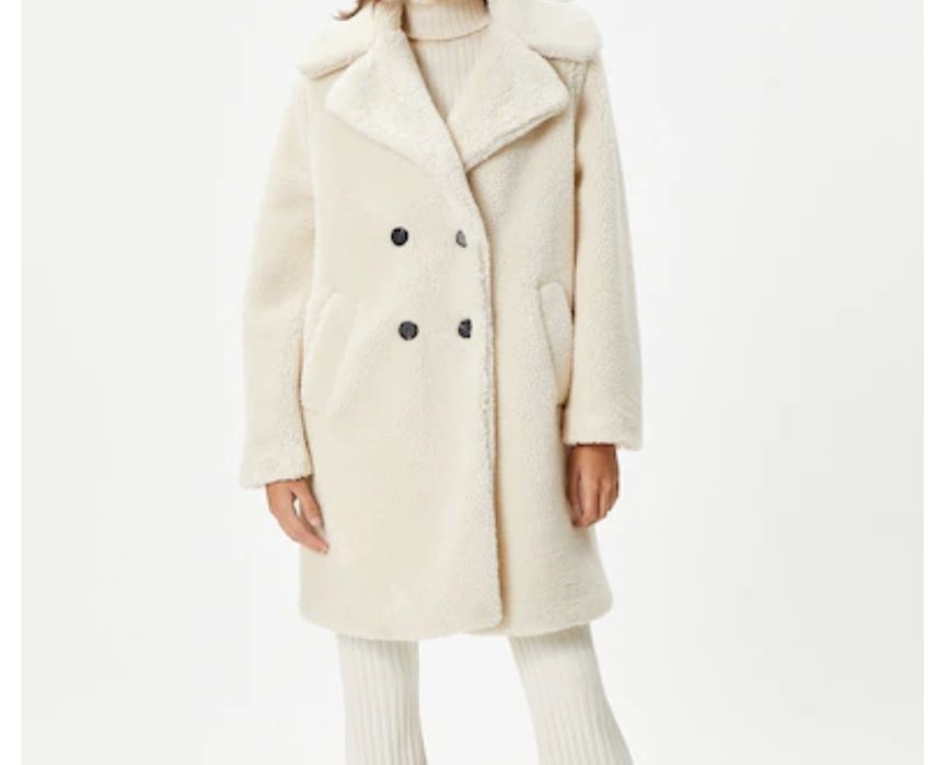 Vand lucruri de dama