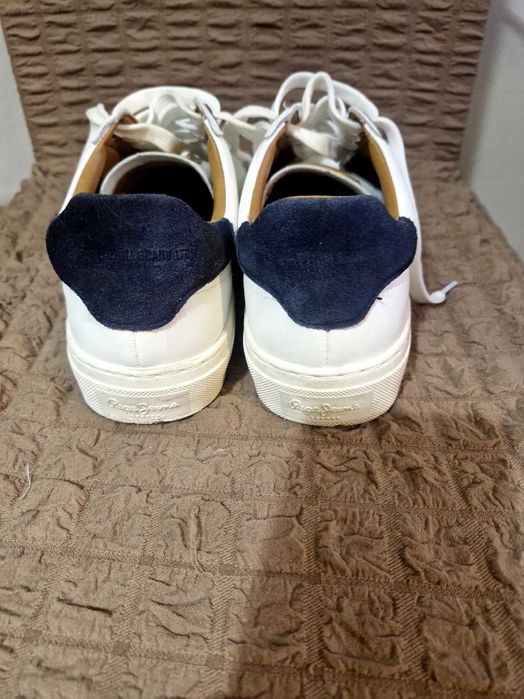 Дамски кецове от естествена кожа