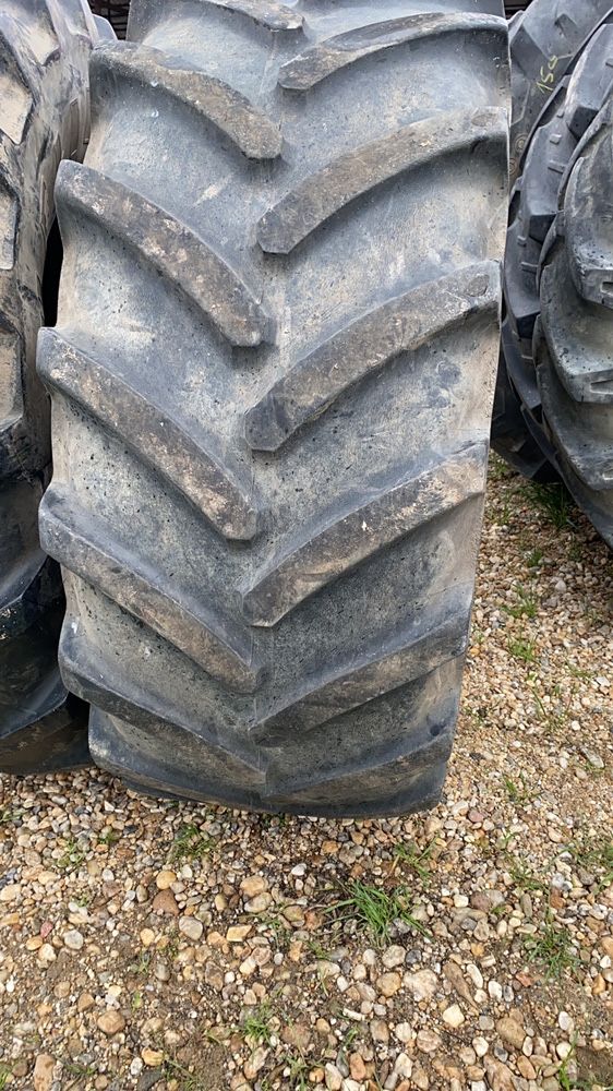 540/65r28