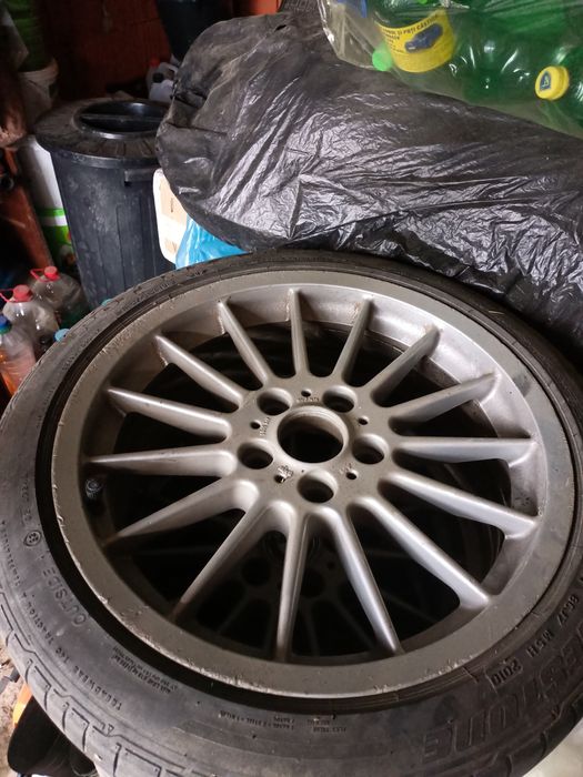 Vând sau schimb jante BMW seria 3 R18 style 32