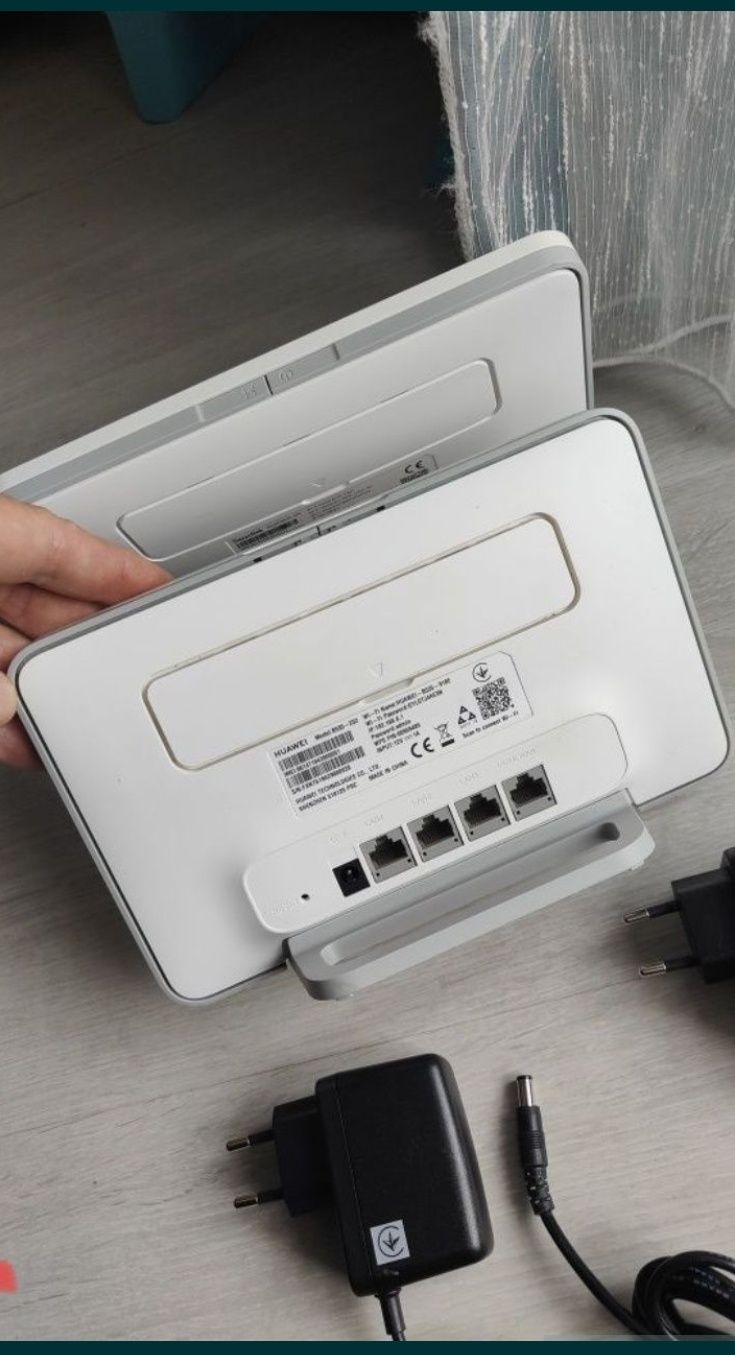 Router modem Huawei B535 LTE 4G CPE slot Sim Digi-decodat,model nou